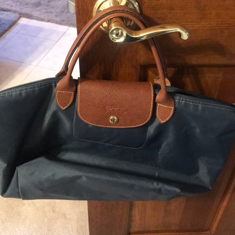 Longchamp bag - Picture 3 of 3